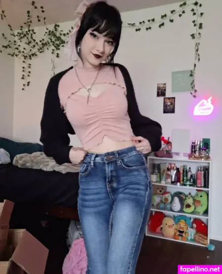 Kyanikitty OnlyFans Thumbnail #zTVNQxDKWk