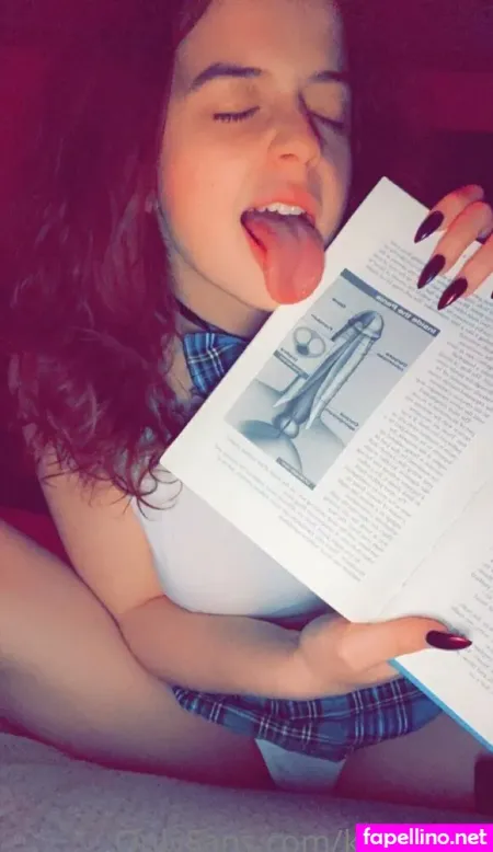 Kybaby19 OnlyFans Thumbnail #A0xGWpKEiI