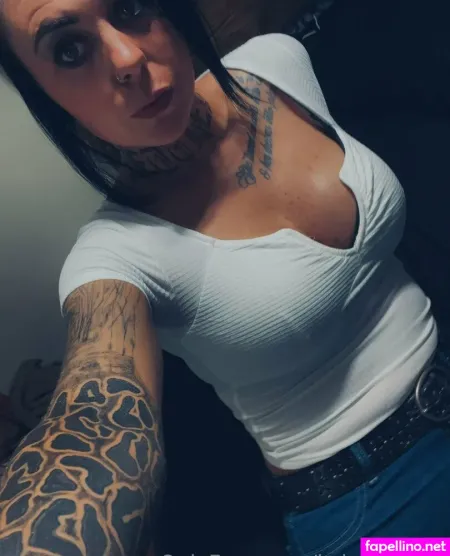 Kyhoneybee OnlyFans Thumbnail #LZ5xu0V2jq