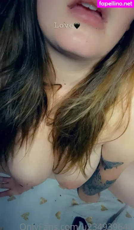 Kyjellyyo OnlyFans Thumbnail #3ROkae6F5C