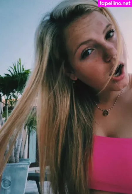 Kyla Deaver OnlyFans Thumbnail #Pd7VOk5tLg