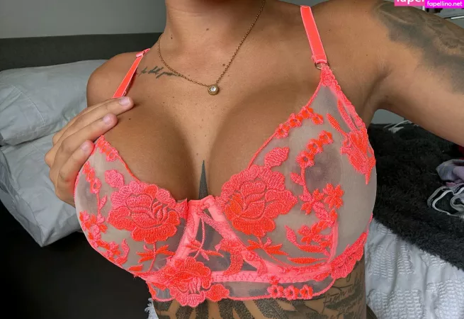 Kyla Greenwood OnlyFans Thumbnail #dSmkTVDuU0
