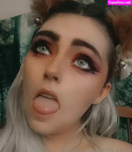 Kylie Cams OnlyFans Thumbnail #Lpn17FzSlb