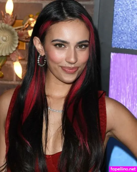 Kylie Cantrall OnlyFans Thumbnail #2HVeOw4Y7X