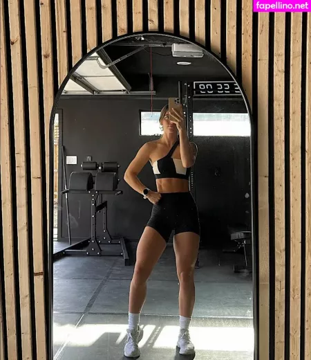 Kylie Holbeck OnlyFans Thumbnail #7KHIK4W1Oh