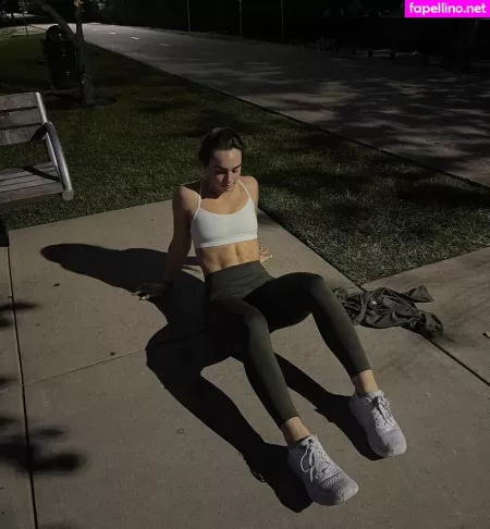 Kylie Holbeck OnlyFans Thumbnail #8AIepjLMx0