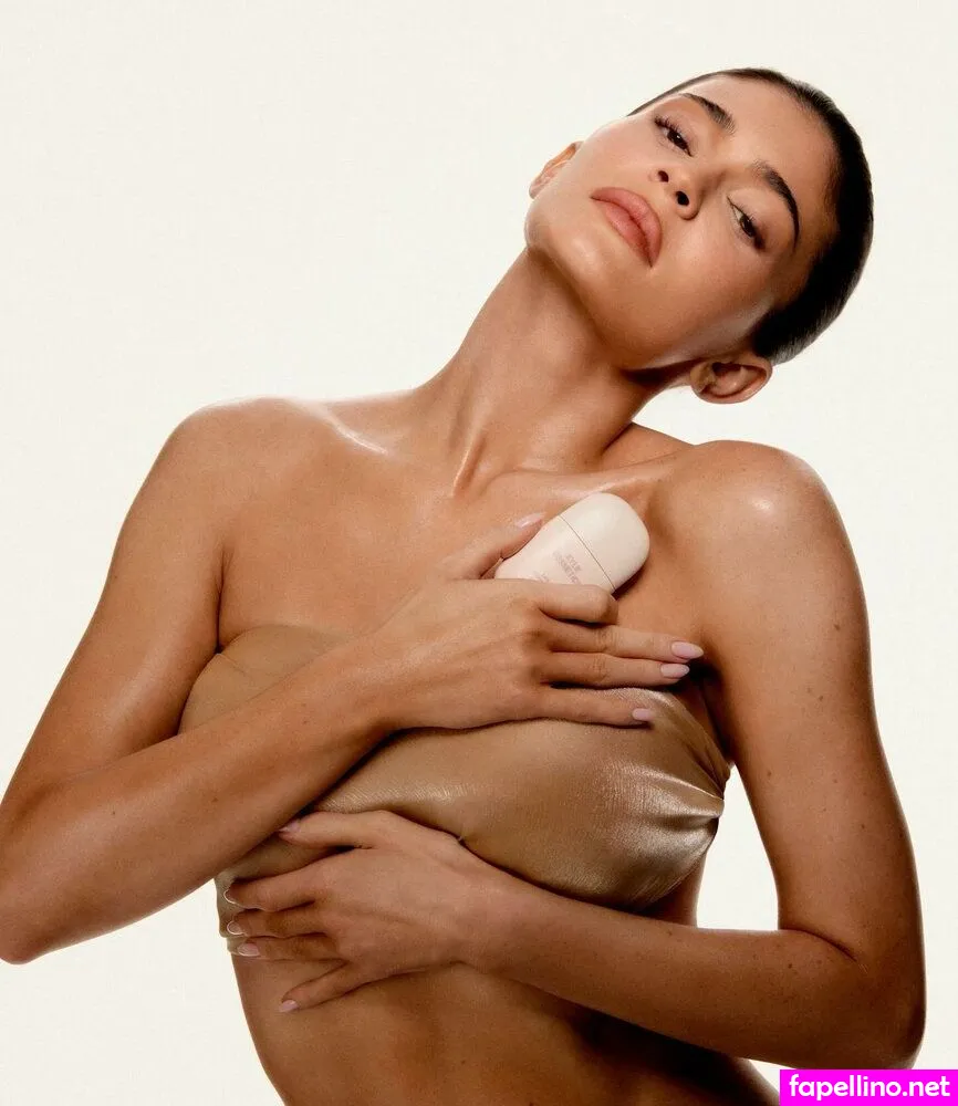 KylieJenner, kyliejenner.2 Nude Leaked OnlyFans Photo #E0izPaqSLV