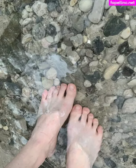 Kylie Little Toes OnlyFans Thumbnail #jfWBiWZZ7D