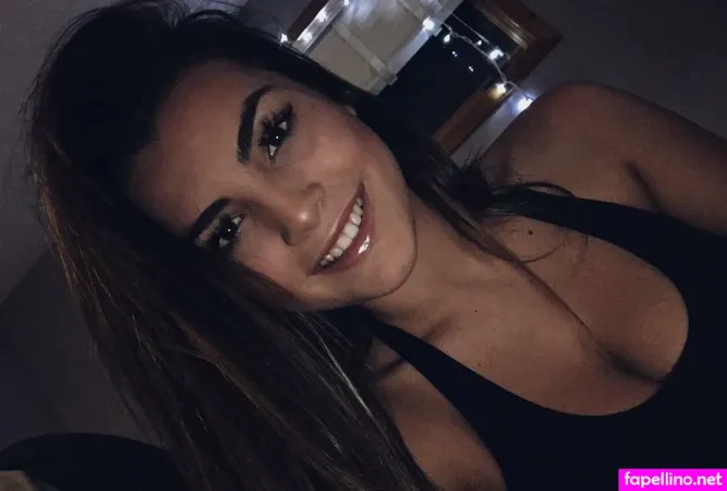 Kylie Manue OnlyFans Thumbnail #XB9zNaapSr