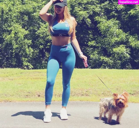 Kylie Nicole OnlyFans Thumbnail #rE3EU3Rxz1