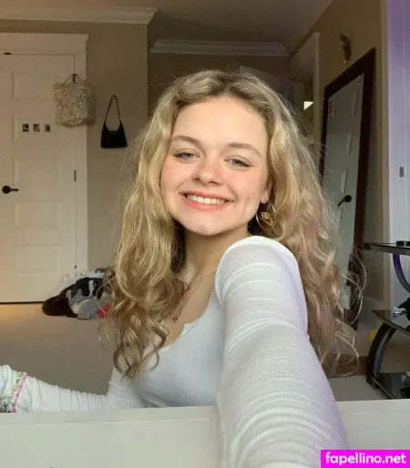 Kylie Rogers OnlyFans Thumbnail #62kJOfbE4o