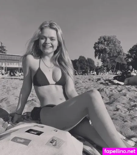 Kylie Rogers OnlyFans Thumbnail #VIA7ZOTZnt