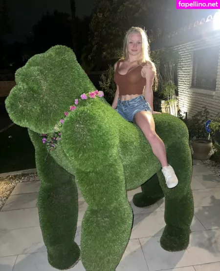 Kylie Shay OnlyFans Thumbnail #B4bhuf1EwH