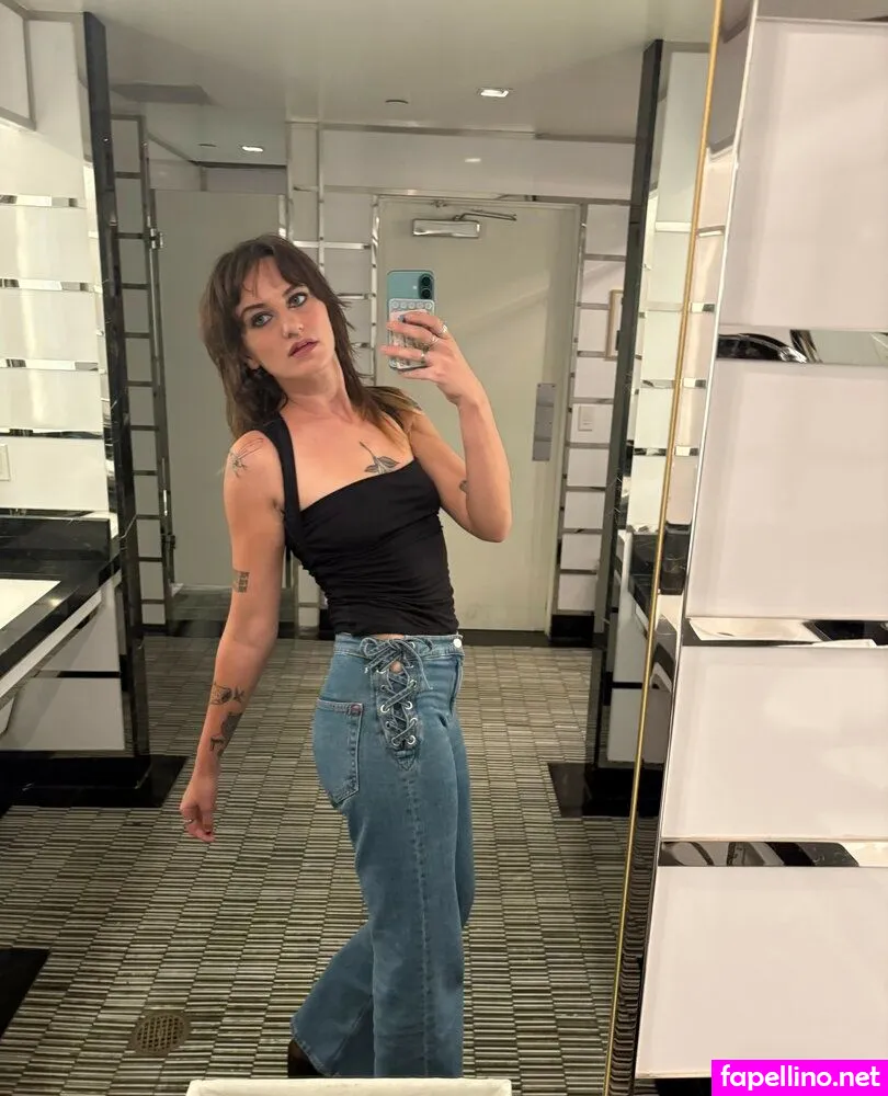 ashtrayprincess, kylievincentthefirst Nude Leaked OnlyFans Photo #6zIVoaqjwd