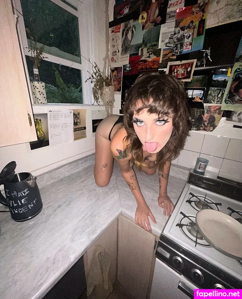 ashtrayprincess, kylievincentthefirst Nude Leaked OnlyFans Photo #IEREP3sNnr