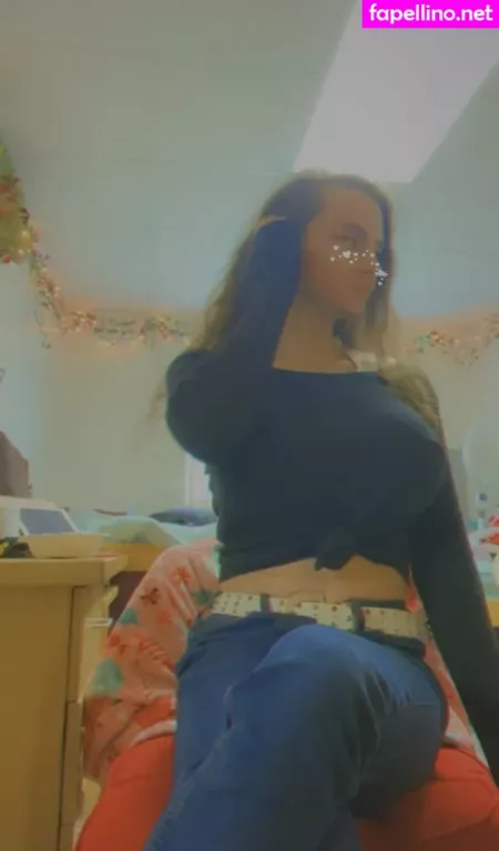 Kylie OnlyFans Thumbnail #SEYnINiTEJ