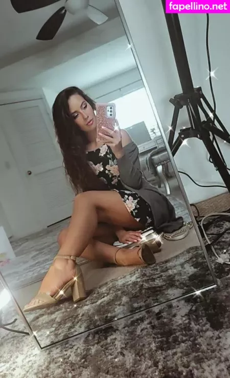 Kyliecupcake OnlyFans Thumbnail #Un0SlmveHR