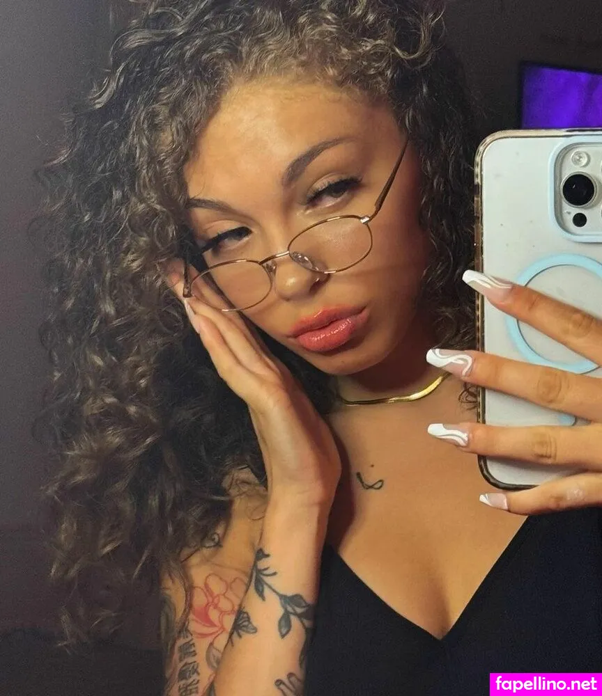 Kyliee Palmer, kyliee.ep, peachyfeetfetish Nude Leaked OnlyFans Photo #D2d8FCDdiL