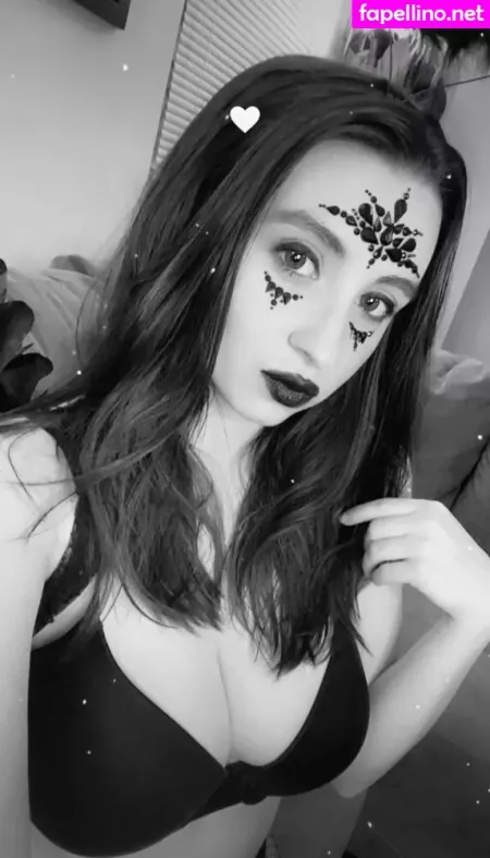 Kylieeow OnlyFans Thumbnail #E0CWwgX6wA