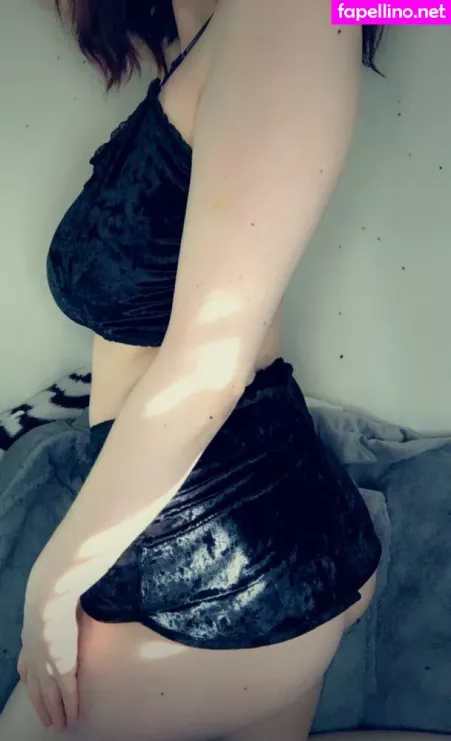 Kylieeow OnlyFans Thumbnail #EvCreMdnAT