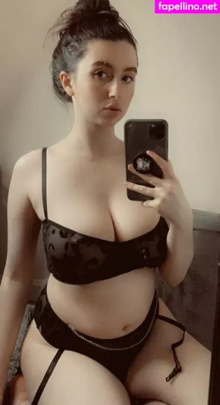 Kylieeow OnlyFans Thumbnail #PlGoByPQYp