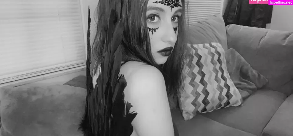 Kylieeow OnlyFans Thumbnail #RxQnWLAqHU