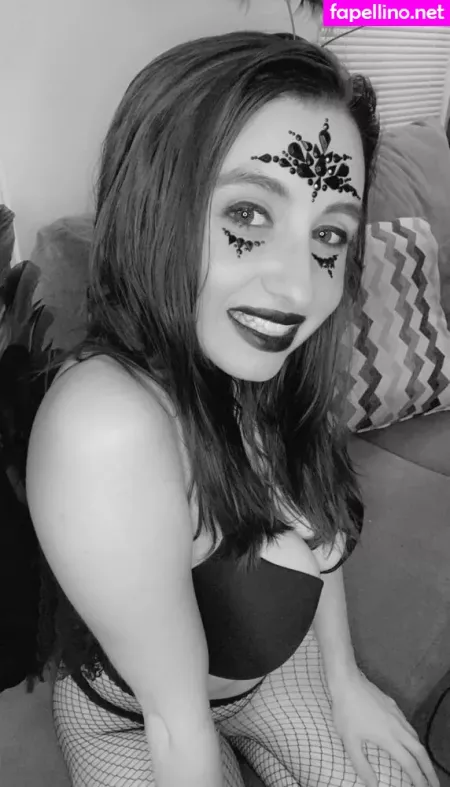 Kylieeow OnlyFans Thumbnail #dMfMmACl4Y