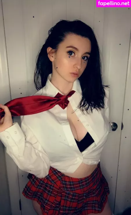 Kylieeow OnlyFans Thumbnail #p3FMttOAFF