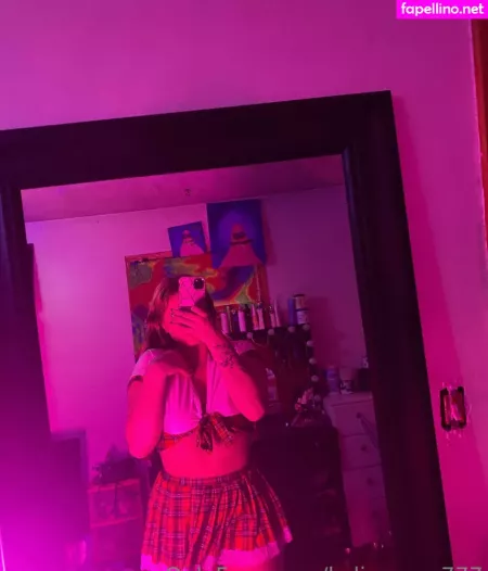Kylieerose777 OnlyFans Thumbnail #b8UgvXpPQT