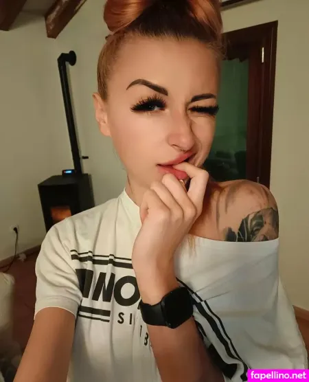 Kyliekisses24 OnlyFans Thumbnail #d97oqWJD5g
