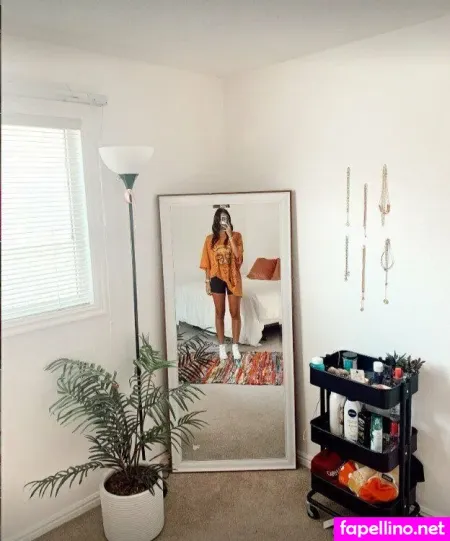 Kylienelson OnlyFans Thumbnail #4B6ZkNS4PN