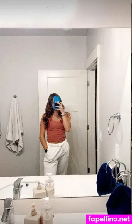 Kylienelson OnlyFans Thumbnail #GiJXabmVJ5