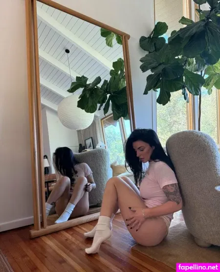 Kylierae 8 OnlyFans Thumbnail #2iNqECh1ov