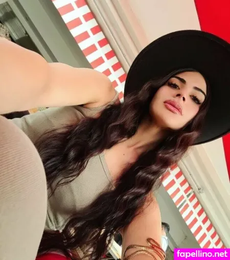 Kylierouge OnlyFans Thumbnail #Z2Vo0Yf7AD
