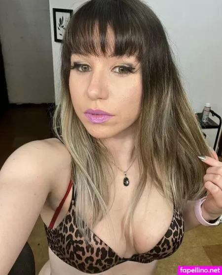Kyliesolo OnlyFans Thumbnail #xmXm8HXtrA