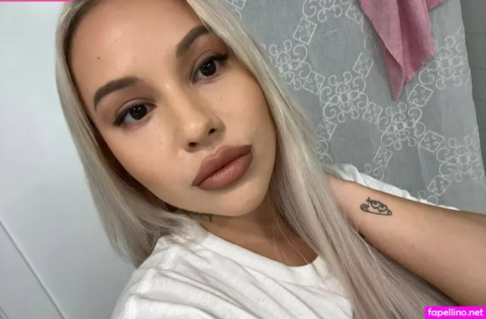 Kyliexpage OnlyFans Thumbnail #fi36HY3fdd