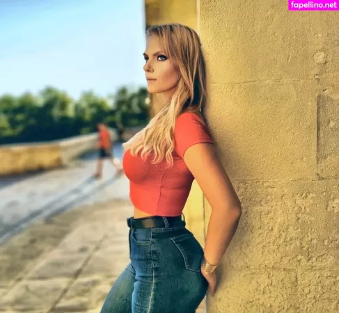 Kylliecosplay OnlyFans Thumbnail #0OjiQJCjng