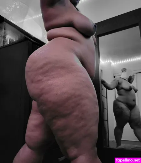 Kym2thyck1 OnlyFans Thumbnail #fch0gv8pc9