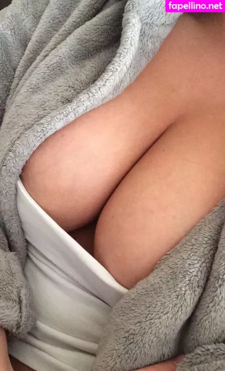 Kymgraham92 OnlyFans Thumbnail #x1FlBVUlyc