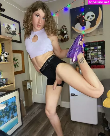 Kymmy Harper OnlyFans Thumbnail #i5vslovn92