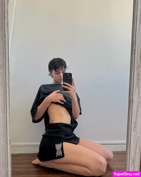 Kynkiamyfree OnlyFans Thumbnail #6UaduxnF7C