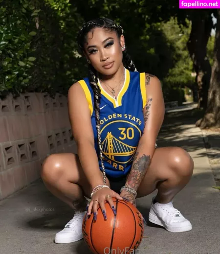 Kyomiqing OnlyFans Thumbnail #R9xoFSzm6J