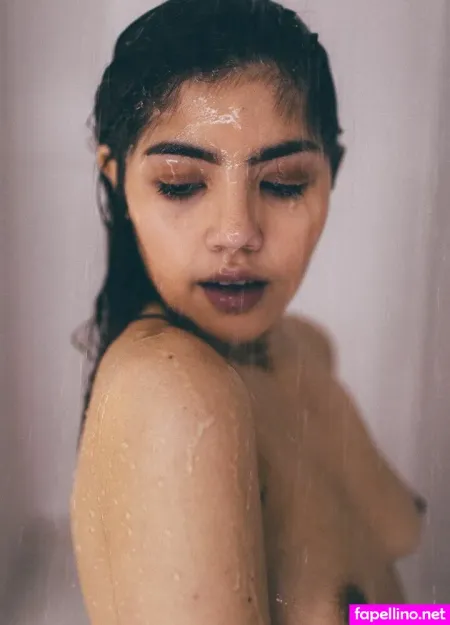 Kyra Elton OnlyFans Thumbnail #BEdZ9yer1K