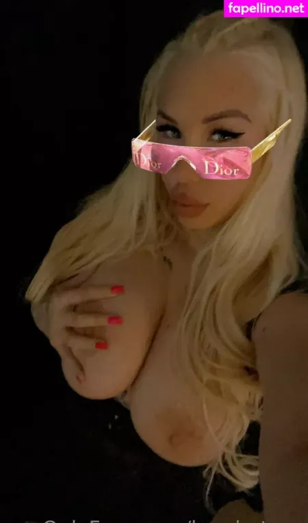 Kyra Hot OnlyFans Thumbnail #w2L6mcC92g