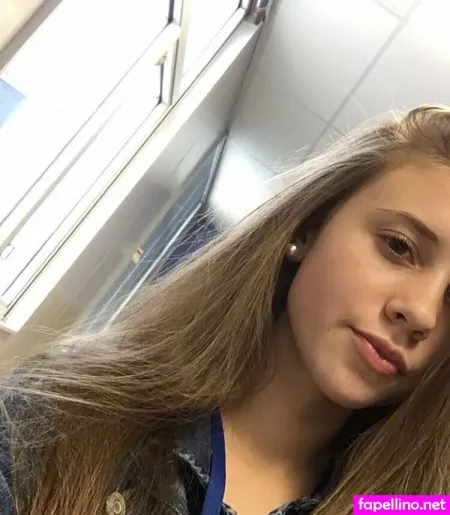 Kyra Mae OnlyFans Thumbnail #jtyArE3nWp