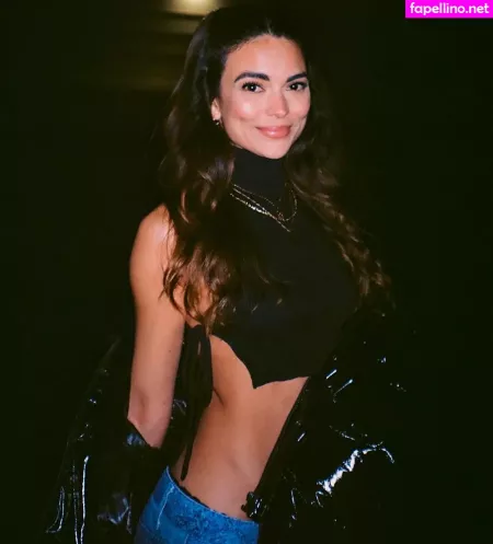 Kyra Santoro OnlyFans Thumbnail #B8FrCnT8Bi