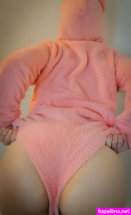 Kyra Wild OnlyFans Thumbnail #zrDb33wc42