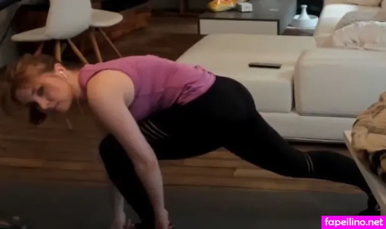 Kyriatv OnlyFans Thumbnail #xBTWsCfhUl