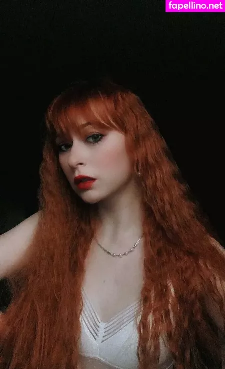 Kyriefox OnlyFans Thumbnail #OHq4QAj2bW