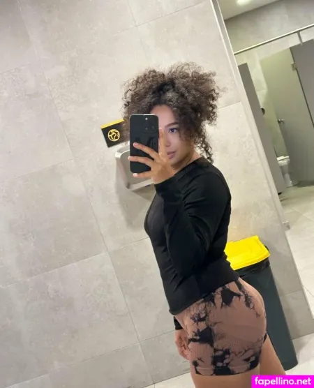 Kysi Maykelin OnlyFans Thumbnail #8Ywo3a1bmj